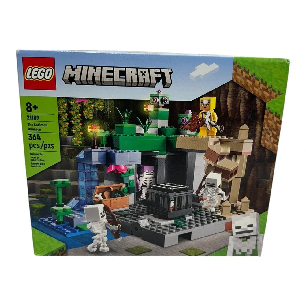 LEGO Minecraft The Skeleton Dungeon 21189 364 Pieces New Sealed Damaged Box
